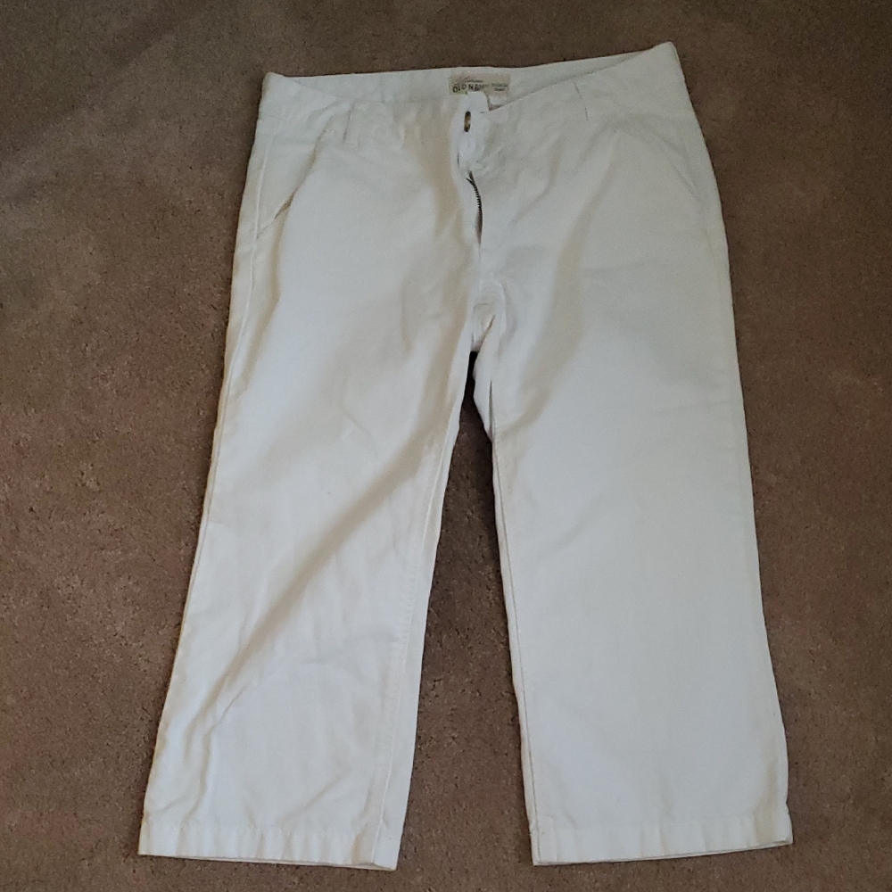 Women's White Capri Pants